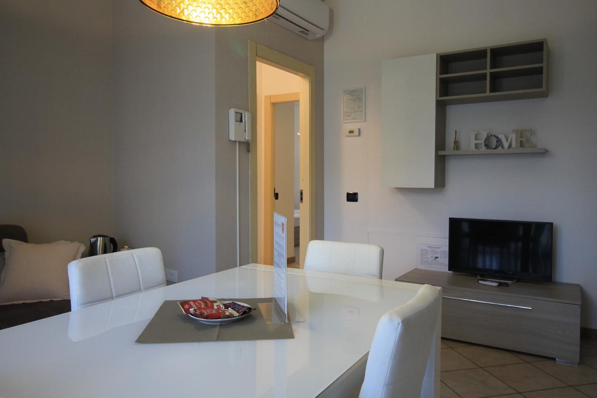 Hq Aparthotel Milano Inn - Smart Suites Cinisello Balsamo Ngoại thất bức ảnh